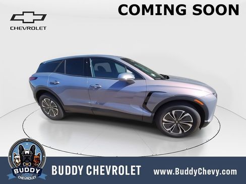 Used 2026 Chevrolet Blazer EV LT FWD image 1