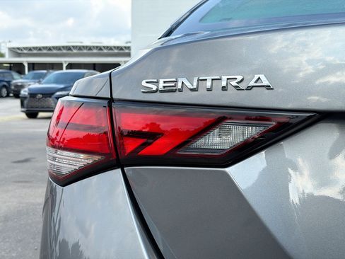 Used 2025 Nissan Sentra SV FWD image 10