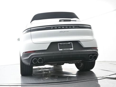 Certified 2026 Porsche Cayenne AWD/4WD image 47