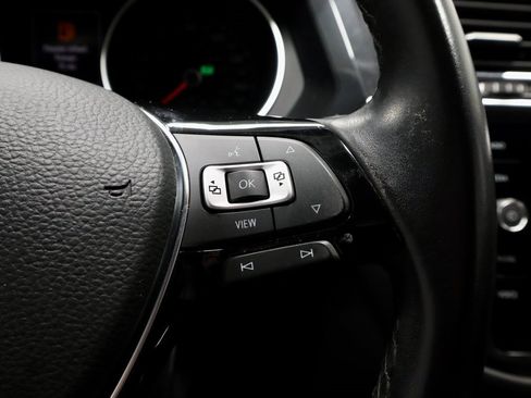 Used 2019 Volkswagen Tiguan SE w/ 3rd Row Seat Package image 31