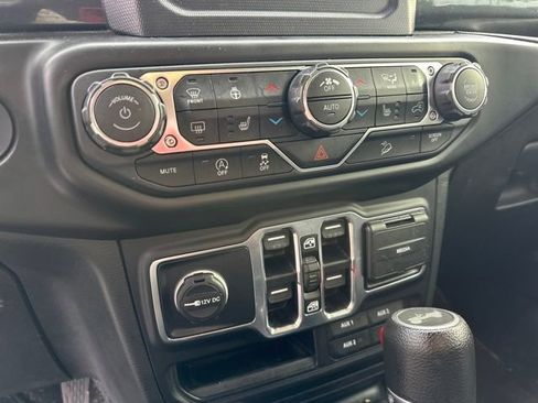 Used 2020 Jeep Wrangler Unlimited Sport image 9