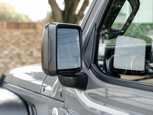 Used 2018 Jeep Wrangler Unlimited Sport image 51