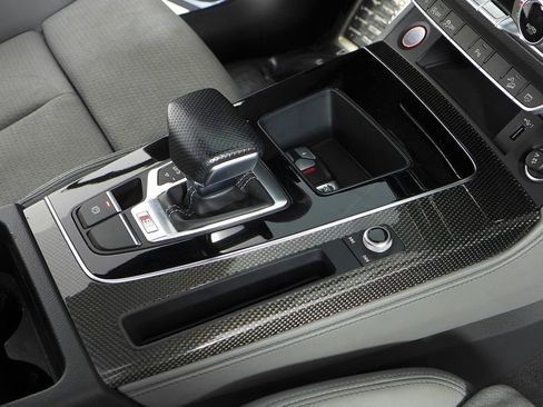 Used 2022 Audi SQ5 Premium Plus w/ Premium Plus Package image 15