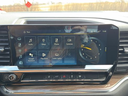 Used 2024 Chevrolet Silverado 2500 LT w/ Convenience Package AWD/4WD image 25
