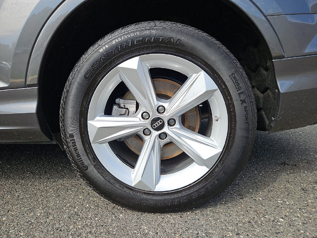 Used 2023 Audi Q7 3.0T Premium AWD/4WD image 9