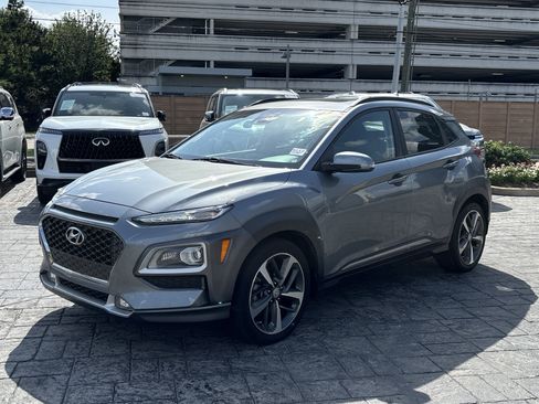 Used 2021 Hyundai Kona Limited FWD image 7