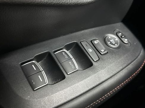 Used 2024 Honda HR-V Sport image 17