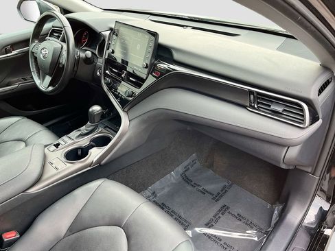 Used 2024 Toyota Camry XSE image 30