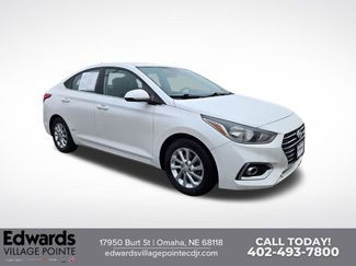 Used 2022 Hyundai Accent SEL video 1