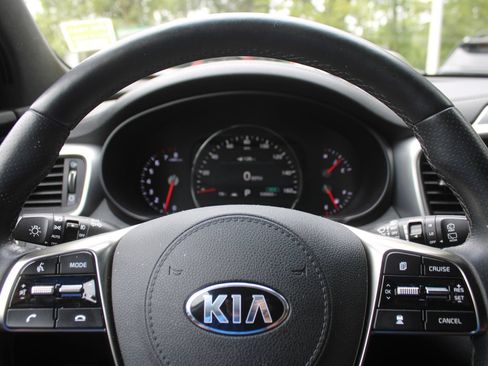 Used 2019 Kia Sorento SX AWD/4WD image 30