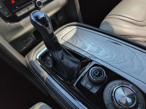 Used 2020 INFINITI QX80 Limited image 24