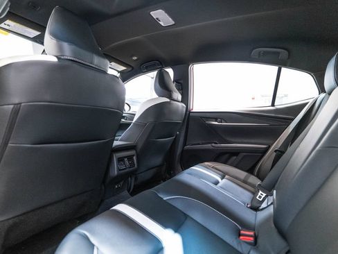 Used 2026 Toyota Camry SE w/ Convenience Package FWD image 14