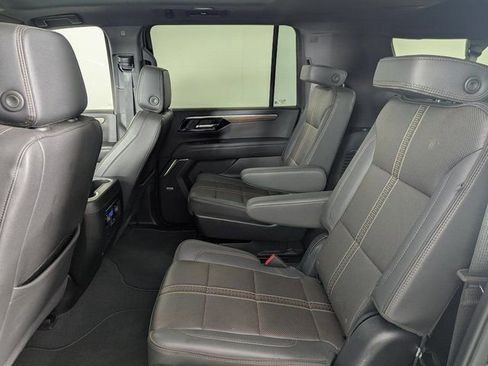 Used 2025 Chevrolet Suburban High Country w/ Sun And Tow Package AWD/4WD image 16