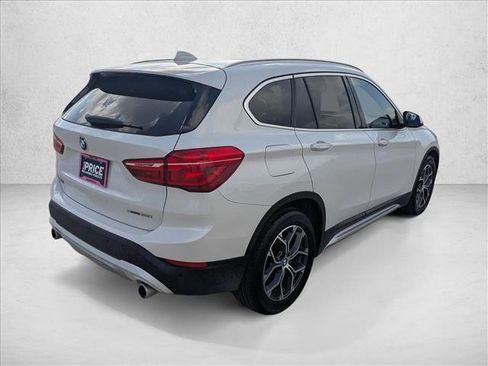 Used 2022 BMW X1 sDrive28i image 5