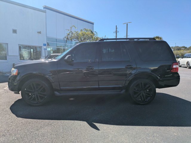 Used 2015 Ford Expedition XLT w/ Equipment Group 202A AWD/4WD image 6