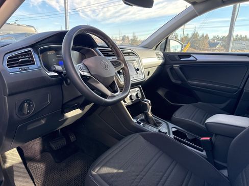 Used 2024 Volkswagen Tiguan S image 5