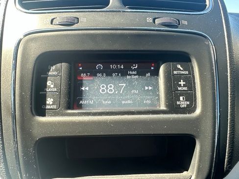 Used 2020 Dodge Journey SE FWD image 24