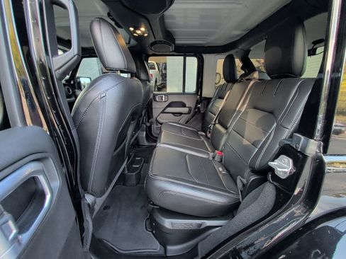 Used 2021 Jeep Wrangler Unlimited Sahara 4xe image 16