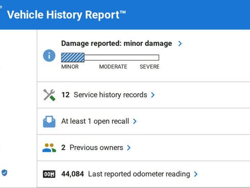 Used 2022 Volvo XC60 B5 Momentum image 23