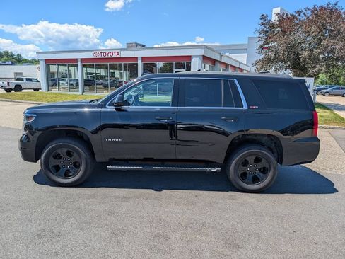 Used 2018 Chevrolet Tahoe LT w/ Z71 Midnight Edition AWD/4WD image 2
