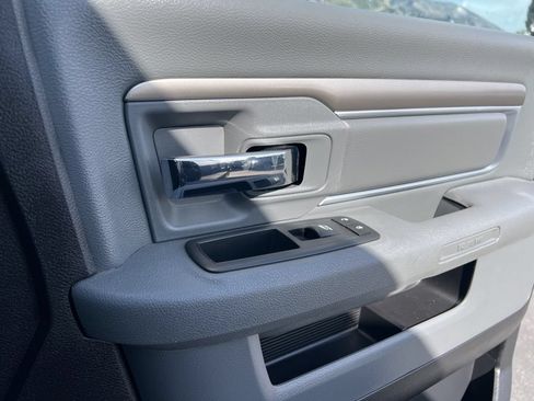 Used 2016 RAM 2500 SLT w/ Protection Group AWD/4WD image 17