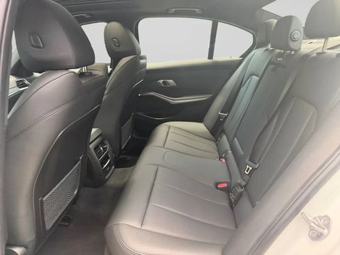 Used 2021 BMW 330i Sedan w/ Convenience Package RWD image 26