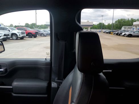 Used 2019 GMC Sierra 1500 AT4 w/ AT4 Premium Package AWD/4WD image 12