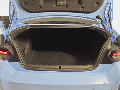 Used 2025 BMW M2 w/ Lighting Package image 12