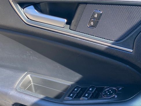 Certified 2024 Ford Edge SEL w/ Convenience Package image 19