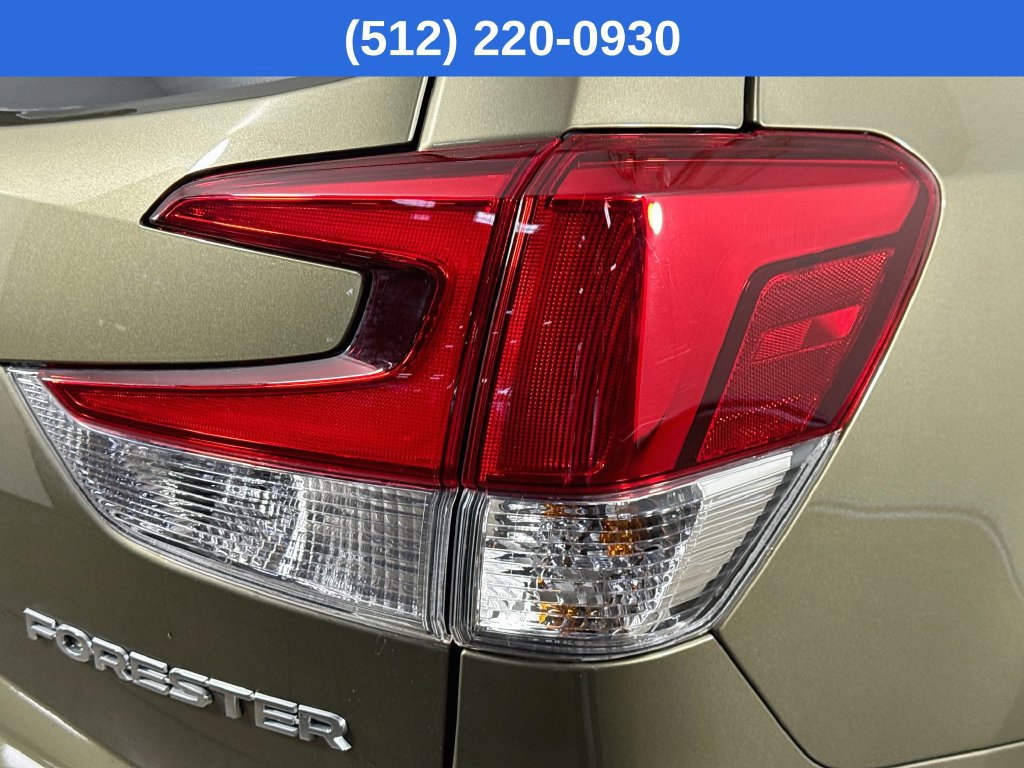 Used 2024 Subaru Forester Premium AWD/4WD image 35