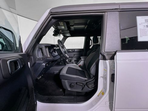 Used 2025 Ford Bronco Big Bend image 13