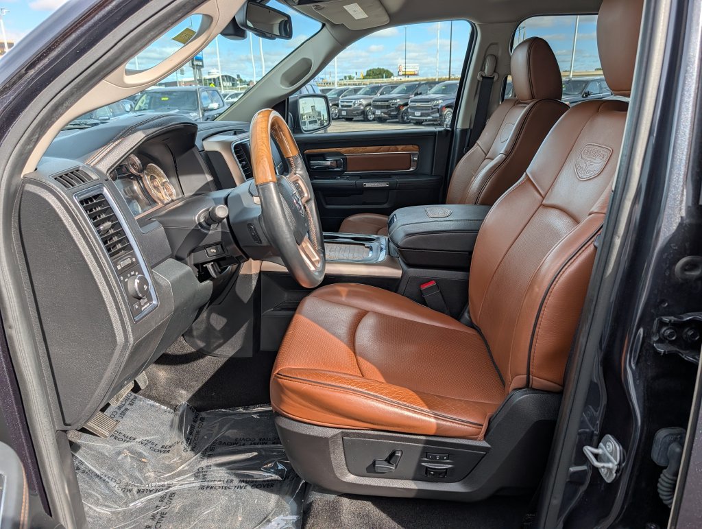 Used 2016 RAM 1500 Laramie Longhorn w/ Convenience Group AWD/4WD image 15