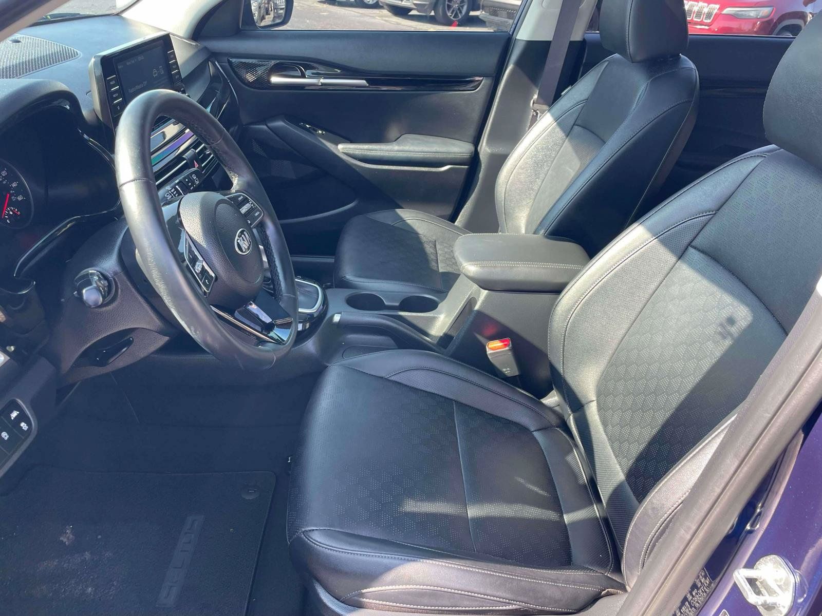 Used 2021 Kia Seltos EX AWD/4WD image 14