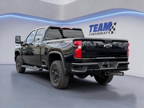 Certified 2024 Chevrolet Silverado 2500 Custom w/ Custom Value Package AWD/4WD image 4