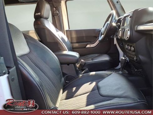 Used 2013 Jeep Wrangler Sport AWD/4WD image 11