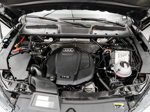 Used 2020 Audi Q5 2.0T Titanium Premium Plus w/ Premium Plus Package image 26