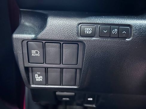 Used 2019 Lexus IS 300 AWD w/ Premium Package image 7