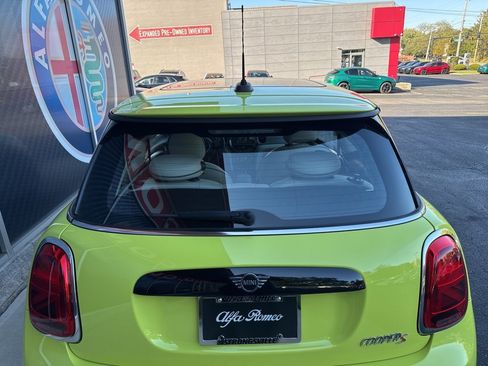 Used 2023 MINI Cooper S w/ Signature Upholstery Package image 10