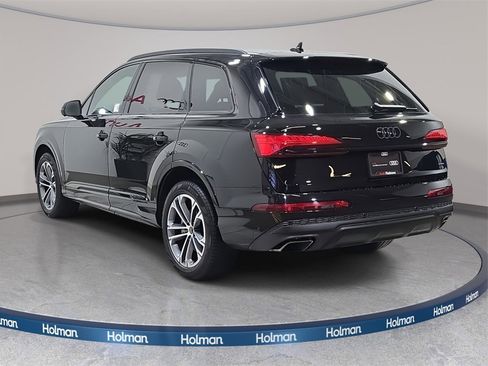Certified 2025 Audi Q7 2.0T Premium w/ Convenience Plus Package image 7