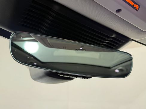Certified 2025 Land Rover Discovery Sport S AWD/4WD image 18