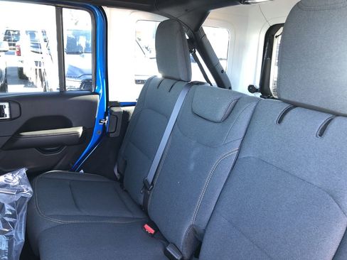 New 2026 Jeep Wrangler Sahara w/ Technology Group image 19