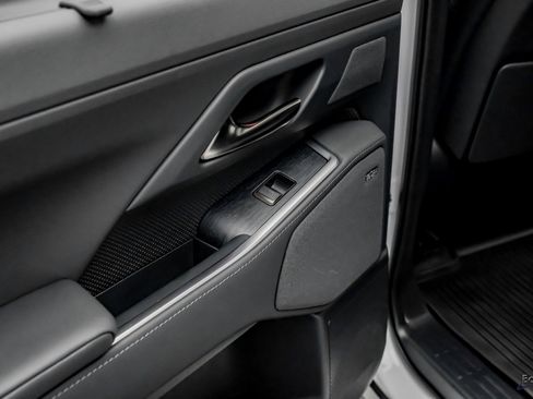 Used 2025 Lexus GX 550 image 90