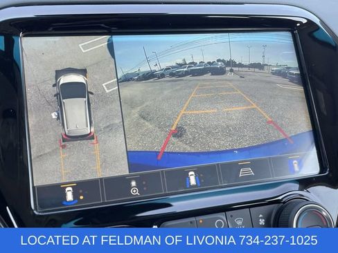 Used 2021 Chevrolet Bolt Premier w/ Infotainment Package FWD image 14