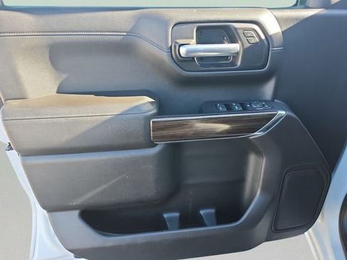 Used 2021 Chevrolet Silverado 1500 LT w/ Z71 Off-Road Package image 37