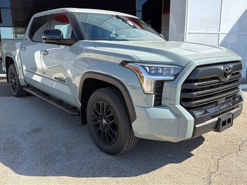 New 2026 Toyota Tundra Limited image 2