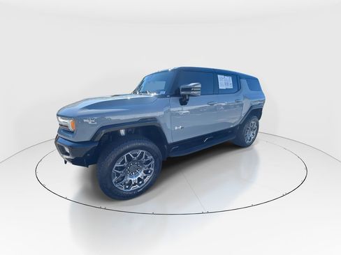 Used 2025 GMC Hummer EV 3X image 4