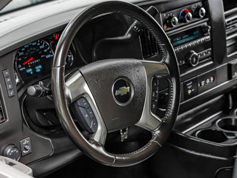 Used 2019 Chevrolet Express 2500 w/ Driver Convenience Package image 11