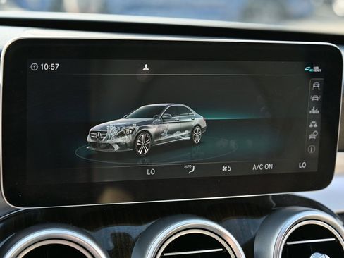 Used 2020 Mercedes-Benz C 300 Sedan image 27