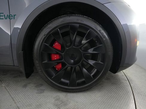 Used 2022 Tesla Model Y Long Range AWD/4WD image 20