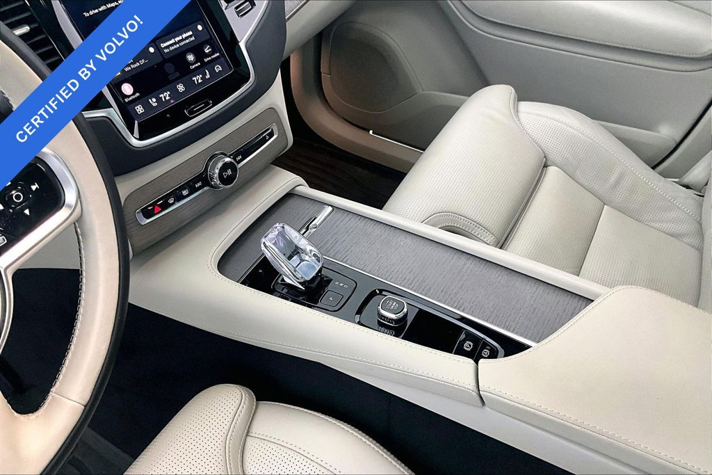 Used 2025 Volvo XC90 T8 Ultra w/ Protection Package Premier AWD/4WD image 12